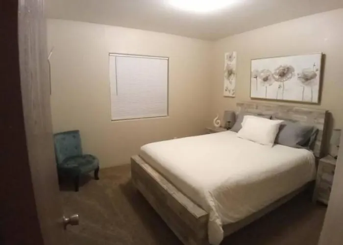 Ample And Cozy With Indoor Fireplace * Tucson
